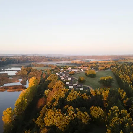 Damona Кемпинг