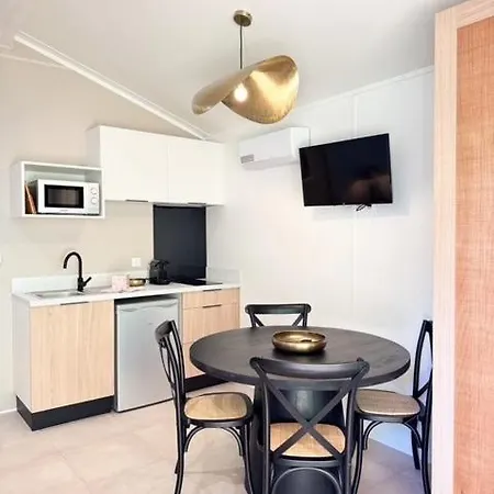 Damona Кемпинг